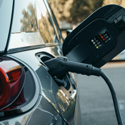 Licence e-learning : "Voitures électriques et hybrides : les bonnes pratiques"